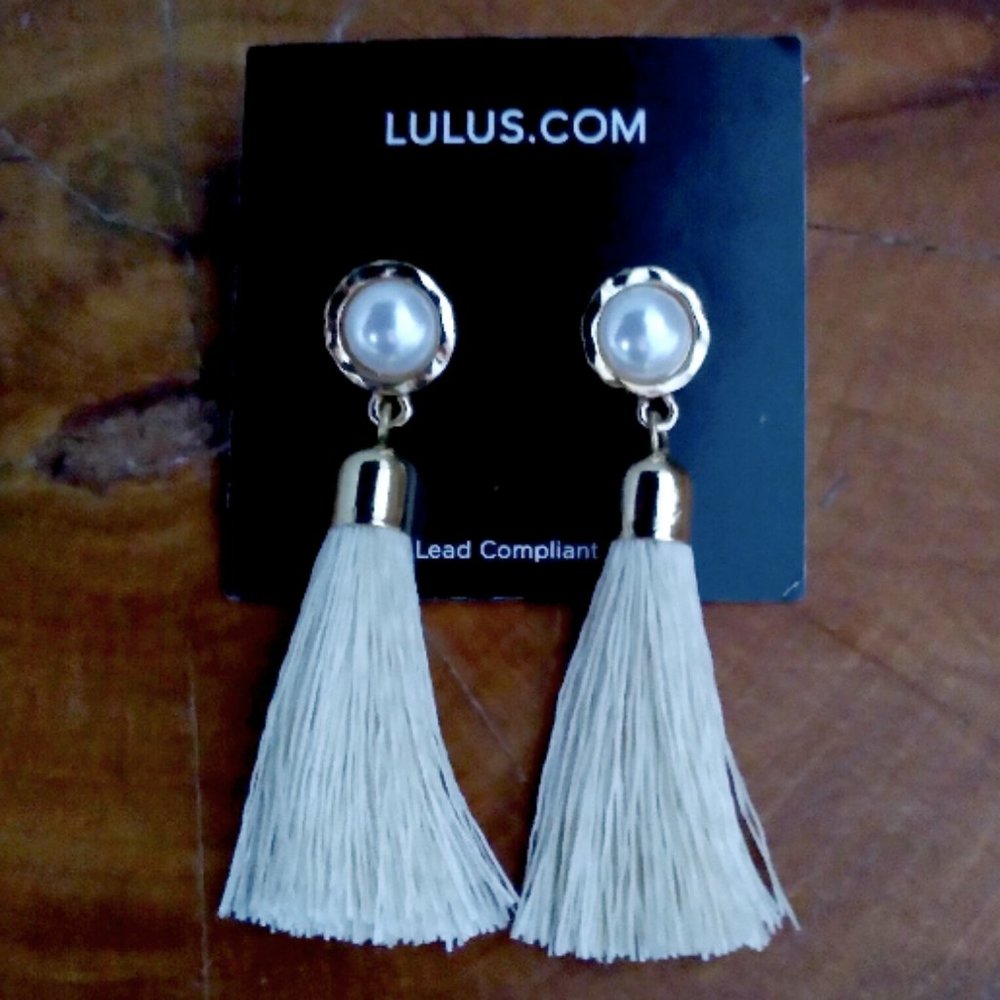 Pearl & Gold Trimmed Tassel Earrings | Lulu's